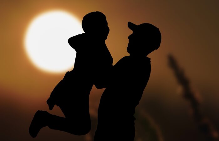 Manu_Payet_:_de_l_humoriste_talentueux_au_papa_dévoué